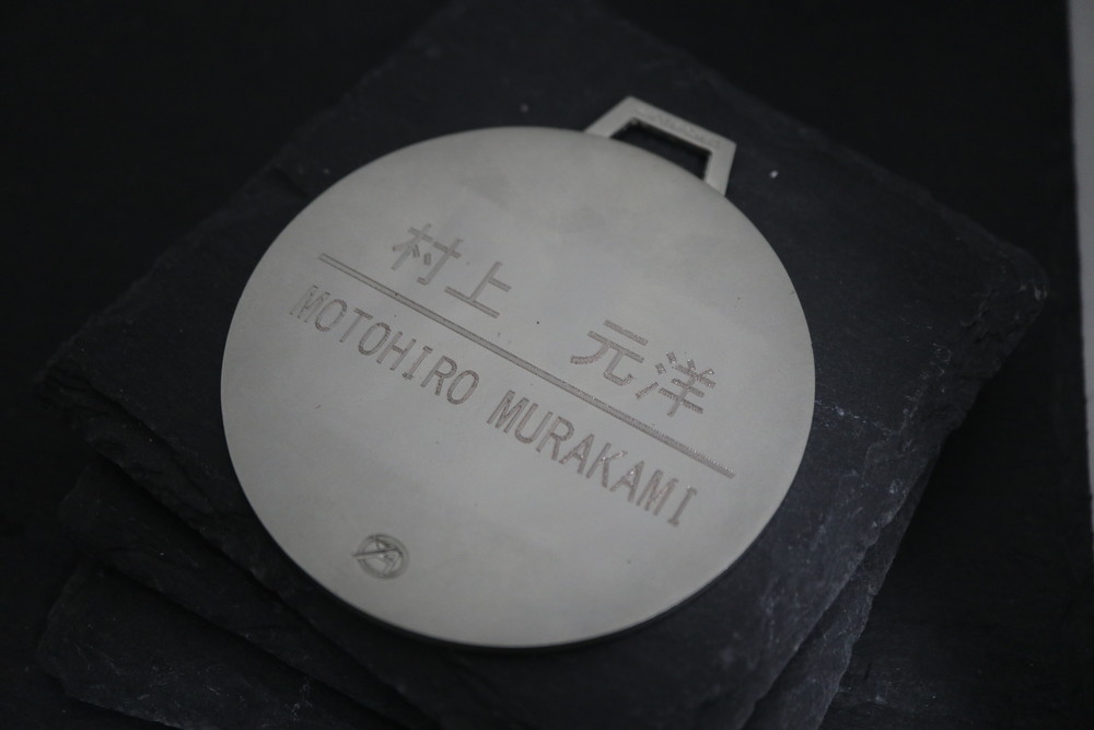 名入れ　即日　横浜　ゴルフバッグ　ネームプレート　刻印　2