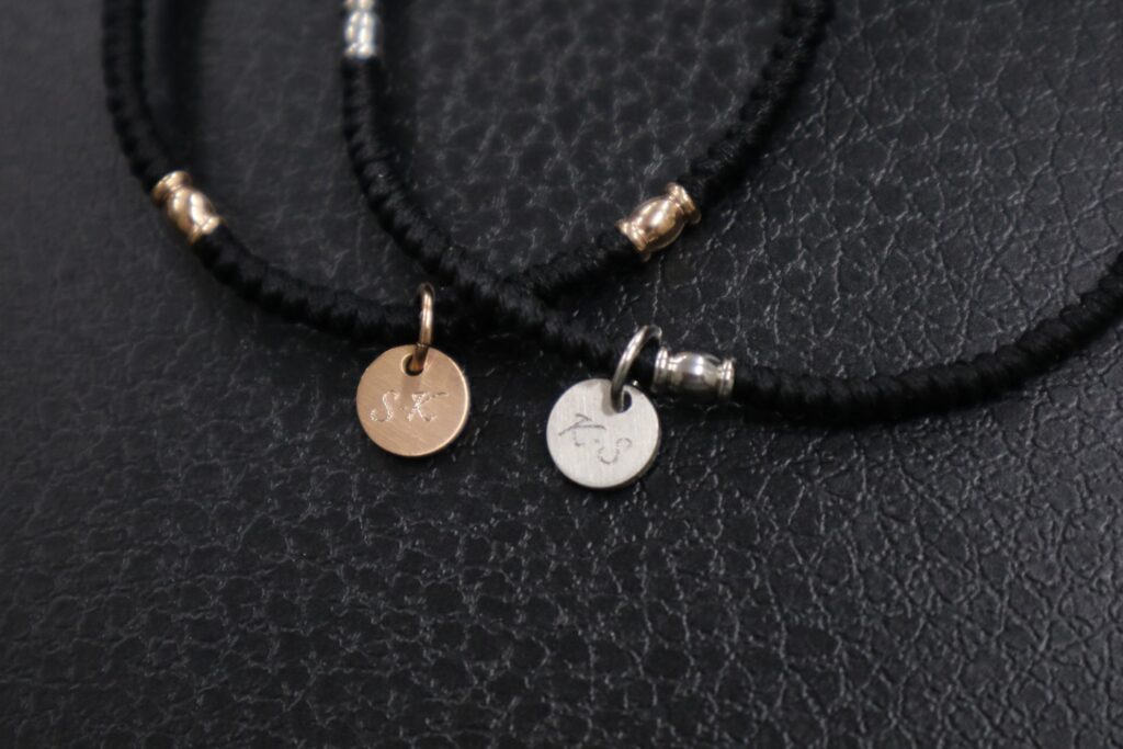 名入れ　即日　当日受け取り　当日　持ち込み 東京　関東　神奈川　横浜　大阪　名古屋　福岡　都内　秋葉原　名入れ　即日　刻印 レーザー 切削 名前入れ 彫刻 ハヤブサ　ボールペン　指輪　リング　プレゼント　全国発送 　時計　ゴルフ ネームタグ 万年筆　ジッポ　鉄道時計　全国発送　ボールペン ジーショック　ブレスレット　アクセサリー