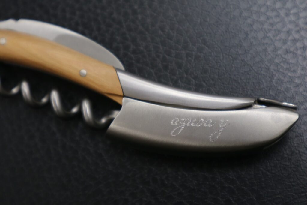 名入れ　即日　当日受け取り　当日　持ち込み 東京　関東　神奈川　横浜　大阪　名古屋　福岡　都内　秋葉原　名入れ　即日　刻印 レーザー 切削 名前入れ 彫刻 ハヤブサ　ボールペン　指輪　リング　プレゼント　全国発送 　時計　ゴルフ ネームタグ 万年筆　ジッポ　鉄道時計　全国発送　ボールペン ジーショック オープナー　栓抜き